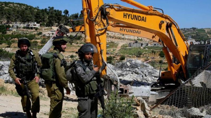  هدم منزلي شهيد وأسير فلسطينيين في رام الله ونابلس