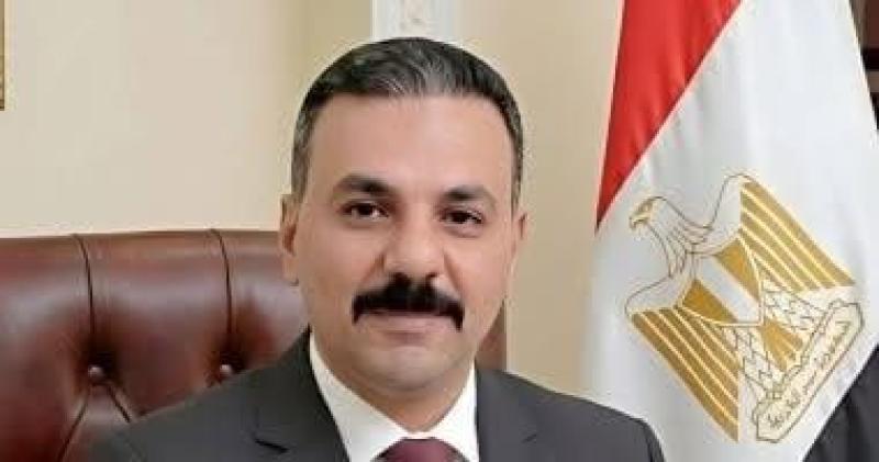 باسم حمدي رئيس حي امبابه 